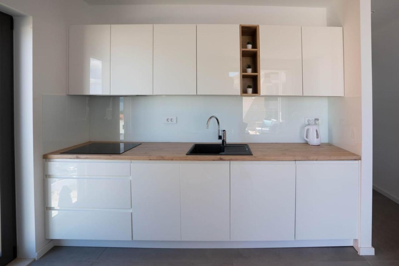 Apartmani Lara Baška Voda Exteriér fotografie